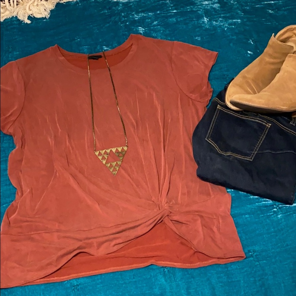 Side Knot Top